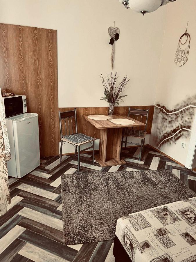Best Price Guesthouse Szeged Exterior foto